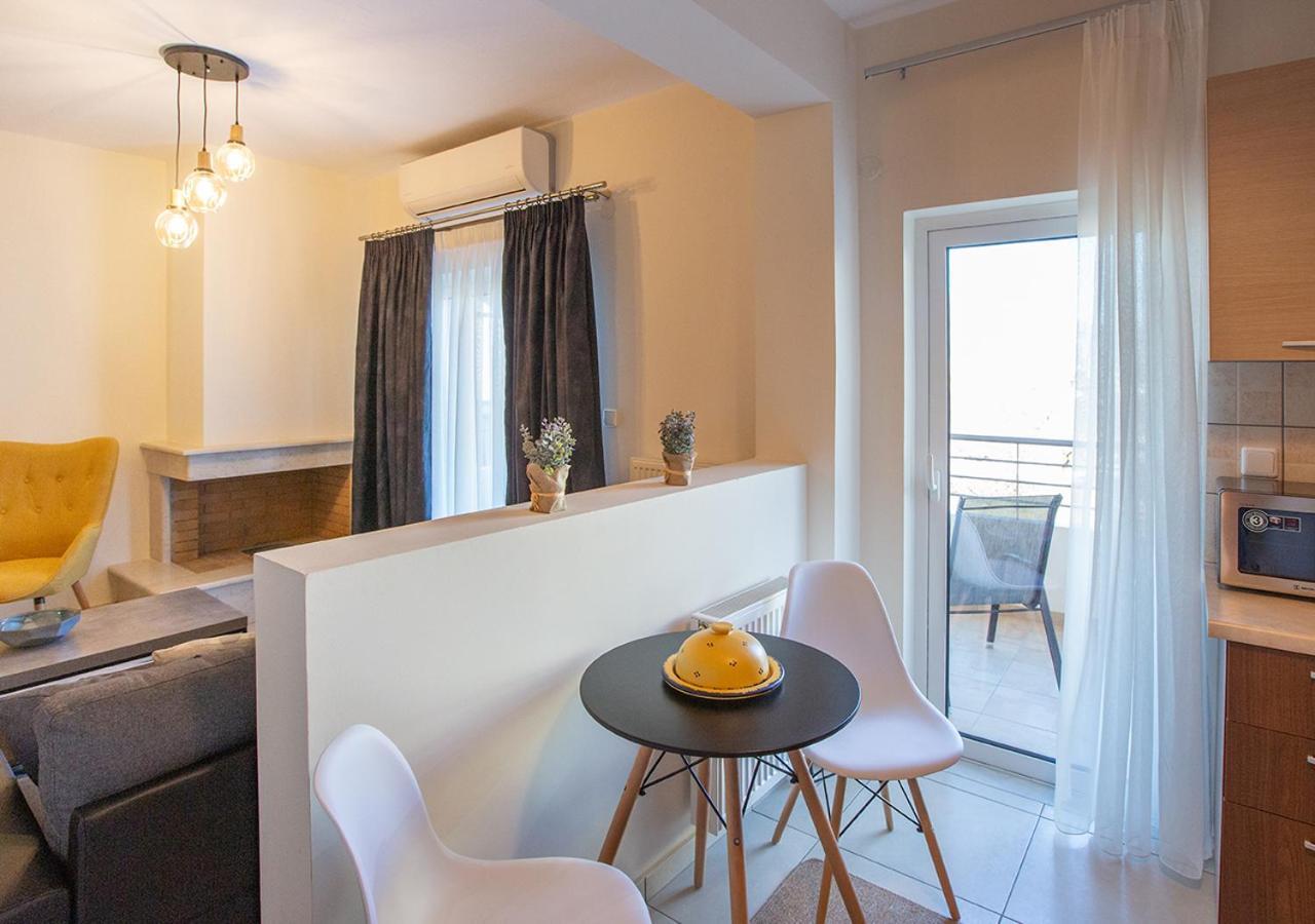 V Luxury Apartment 1 Ioannina Eksteriør billede
